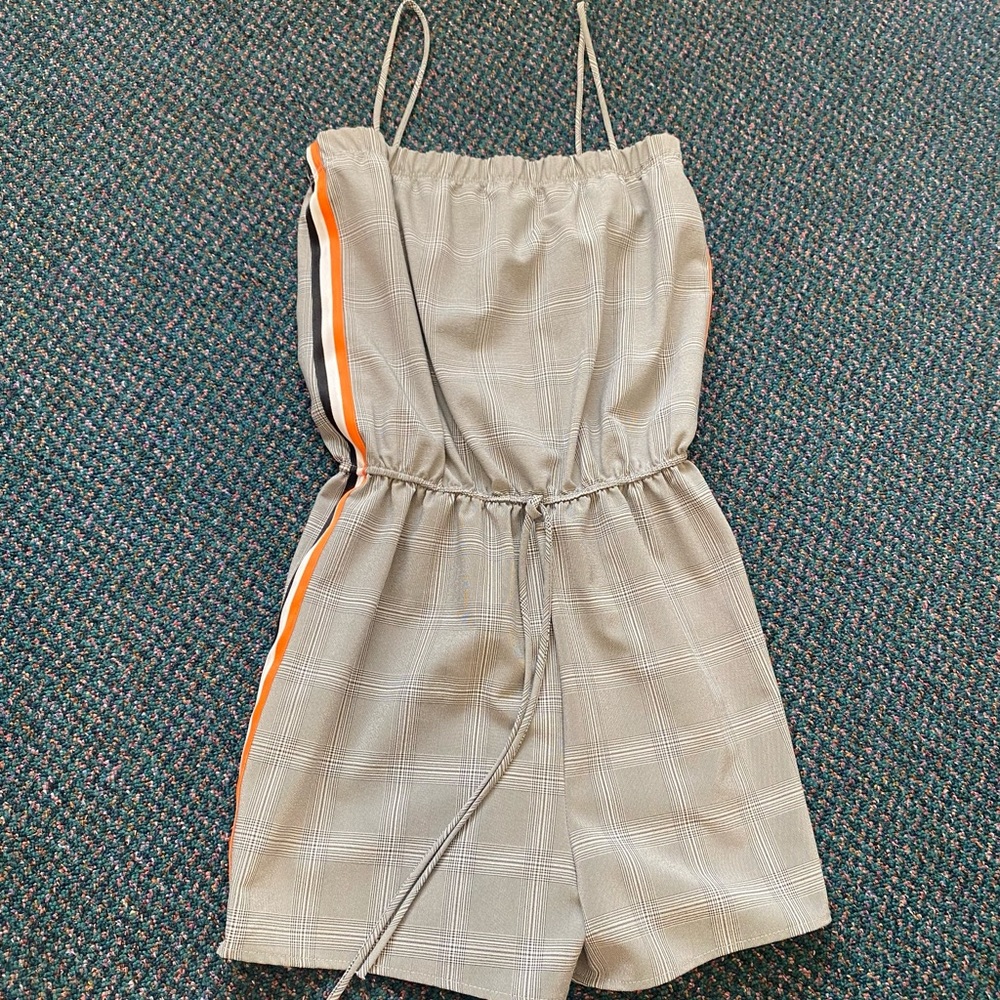 Hershe Plaid Romper